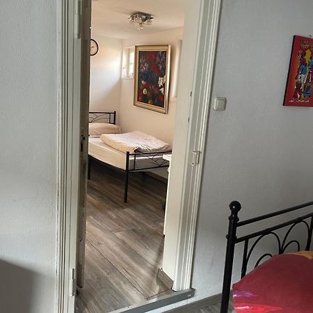 Gaestehaus Linden -Zweibettzimmer Eksteriør bilde