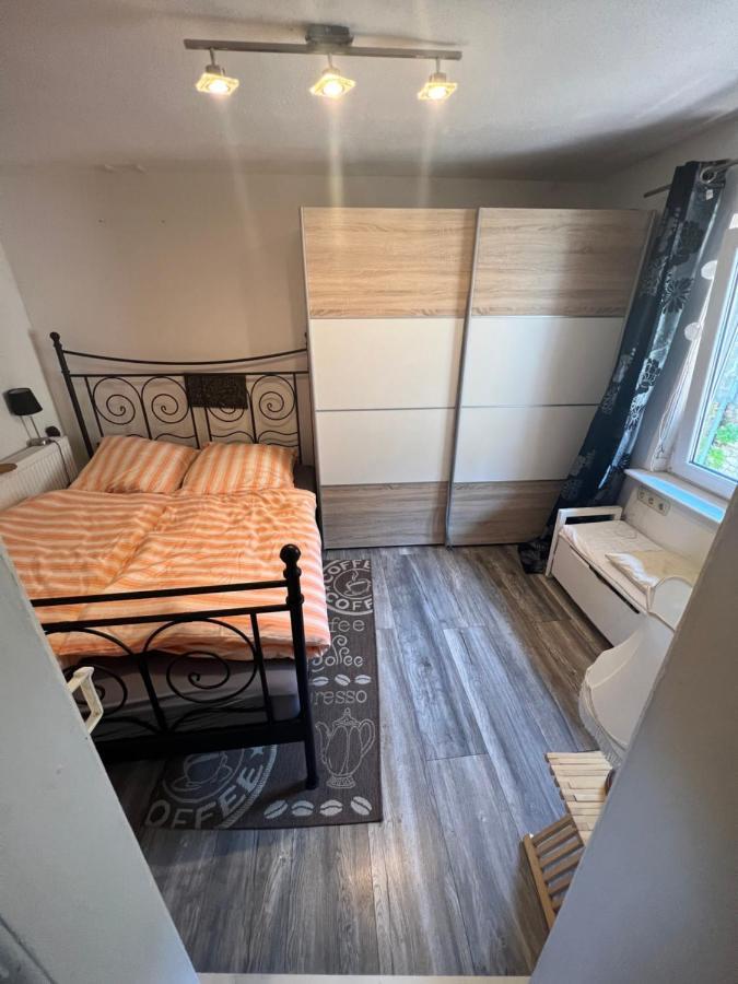Gaestehaus Linden -Zweibettzimmer Eksteriør bilde