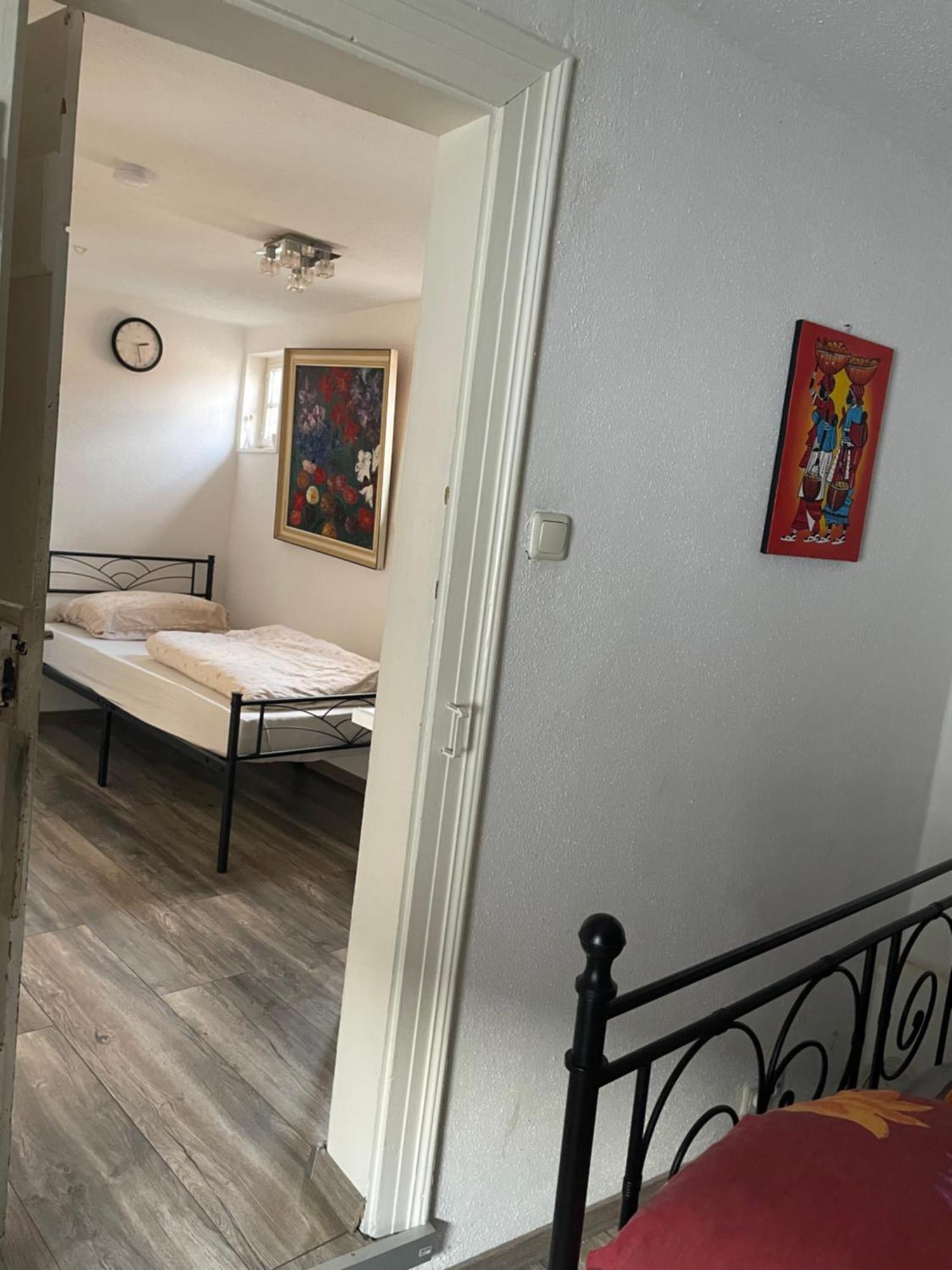 Gaestehaus Linden -Zweibettzimmer Eksteriør bilde